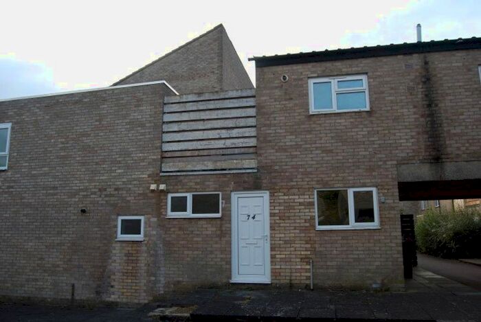2 Bedroom Flat To Rent In Epsom Walk, Corby, NN18
