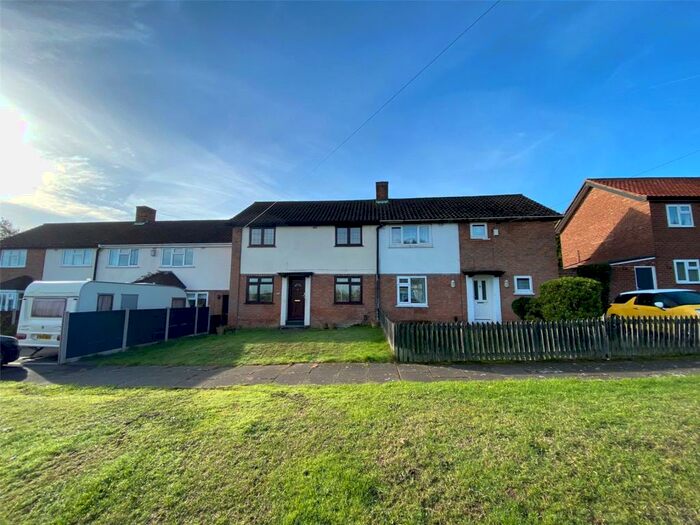 3 Bedroom Semi-Detached House To Rent In Lindridge Road, Sutton Coldfield, West Midlands, B75