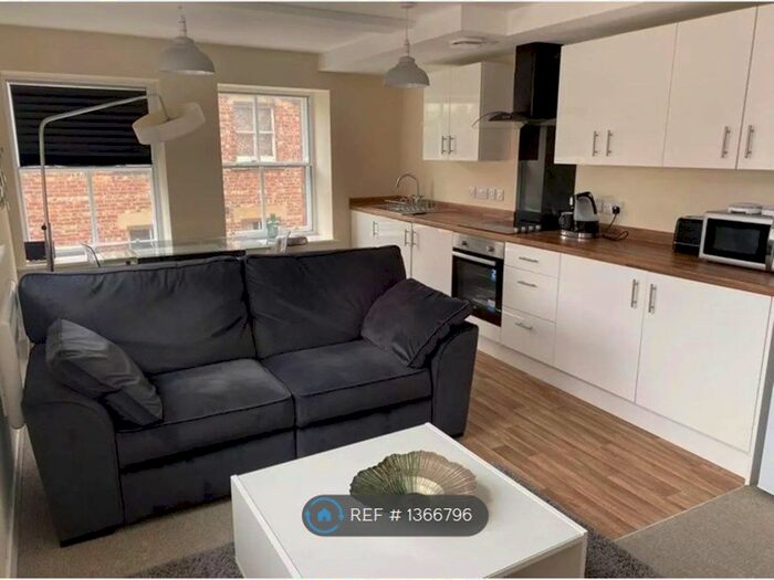 1 Bedroom Flat To Rent In Charltons Bonds, Newcastle Upon Tyne, NE1