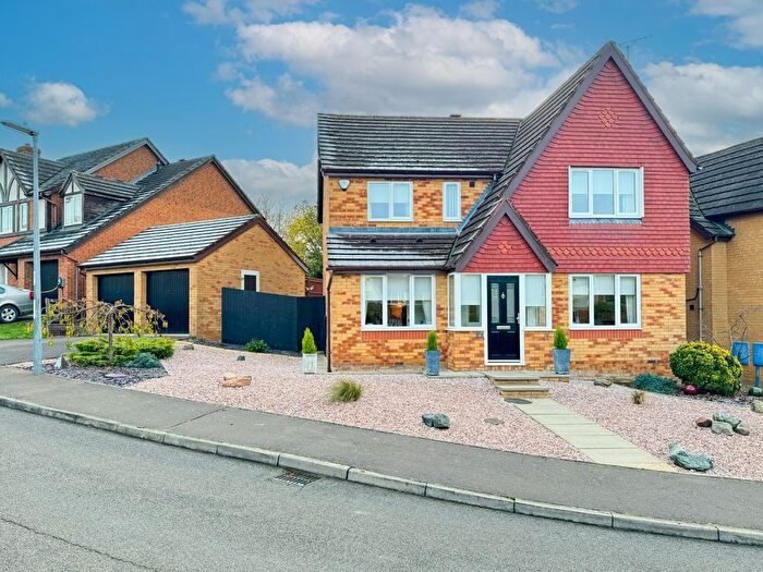 4 Bedroom Detached House For Sale In Parsonage Way, Linton, Cambridge, CB21