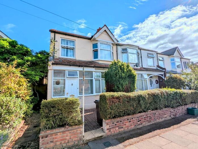 4 Bedroom End Of Terrace House To Rent In Spencer Hill Road, Wimbledon, London, SW19