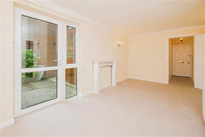 1 Bedroom Retirement Property To Rent In Turners Court, Halewood Road, Gateacre, Liverpool, L25