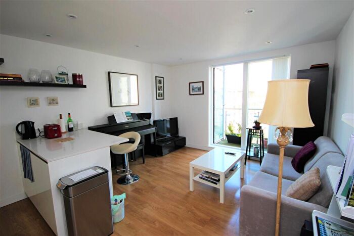 1 Bedroom Apartment To Rent In Sargasso Court, Voysey Square, Bow, E3