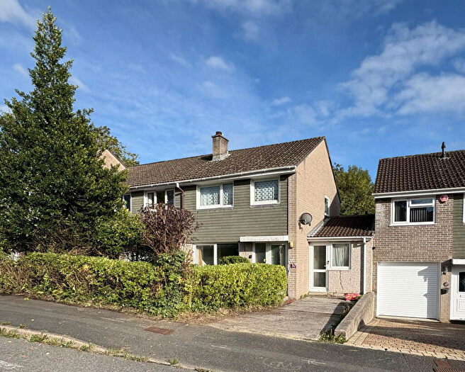 3 Bedroom Semi Detached House For Sale In Hawthorn Road, Bishopsmead, Tavistock..., PL19