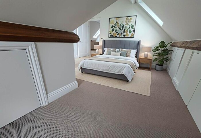 1 Bedroom Flat For Sale In North Street, Pewsey, Wiltshire, SN9