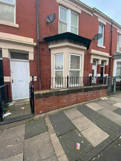 2 Bedroom Flat To Rent In Ellesmere Road, Benwell, Newcastle Upon Tyne NE4