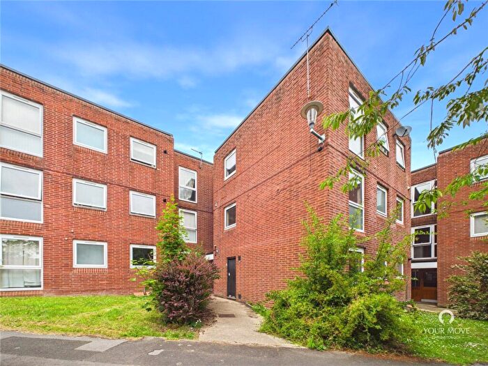 2 Bedroom Flat To Rent In Preston Hill, Sunderland, Tyne And Wear, SR3
