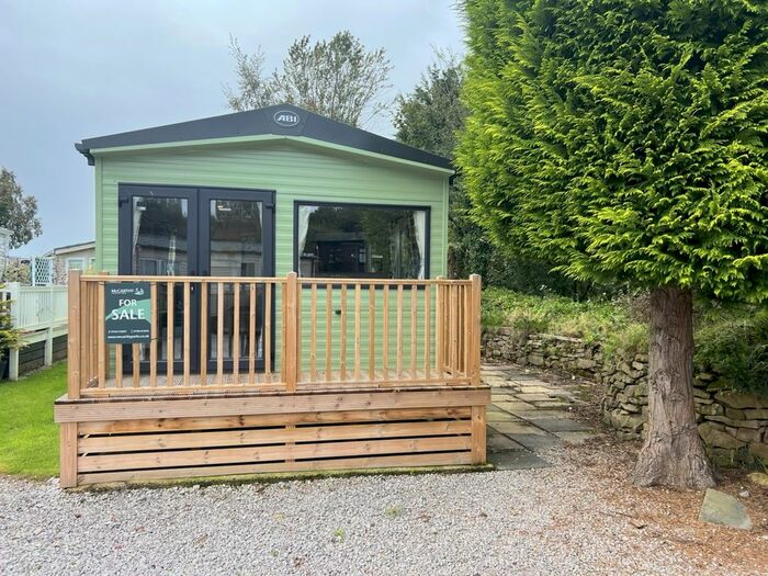 2 Bedroom Mobile/park Home For Sale In Capernwray, Carnforth, LA6