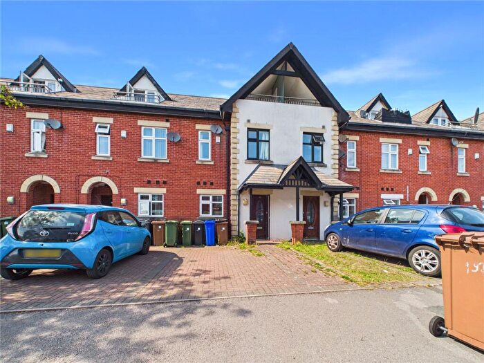 4 Bedroom Terraced House For Sale In Burlington Street, Ashton-under-Lyne, Greater Manchester, OL7