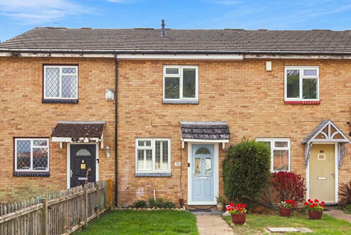 3 Bedroom Terraced House For Sale In Latimer Drive, Steeple View, SS15