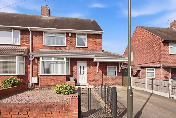 3 Bedroom Semi Detached House For Sale In Stanley Avenue, Inkersall, Chesterfield, S43