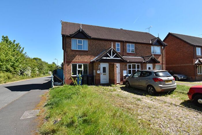 2 Bedroom Town House For Sale In Oxen Park Close, Lincoln, LN2
