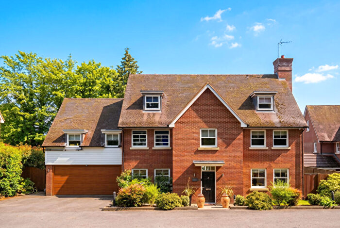 6 Bedroom Detached House For Sale In Brewery Lane, Stansted, Essex, CM24