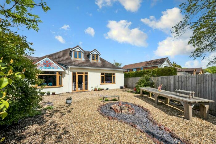 5 Bedroom Detached House For Sale In Weston Road, Failand, BS8