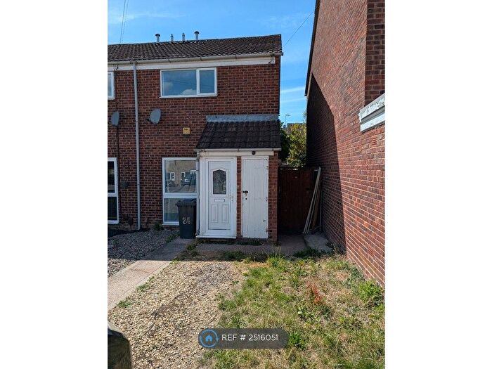 2 Bedroom End Of Terrace House To Rent In Fieldcourt Gardens, Quedgeley, Gloucester, GL2