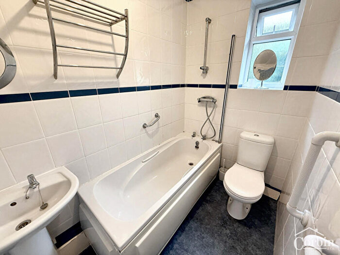 2 Bedroom Bungalow For Sale In Cudnell Avenue, Bournemouth, BH11