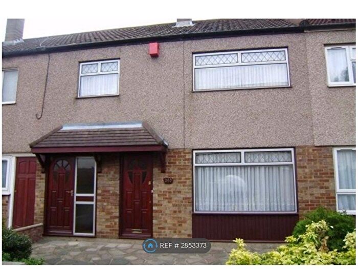 3 Bedroom Terraced House To Rent In Bastable Avenue, Barking, IG11