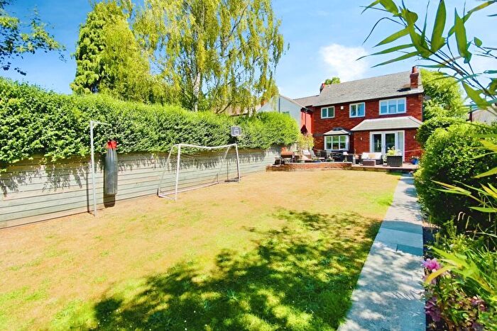 4 Bedroom Detached House For Sale In Broad Street, Syston, LE7