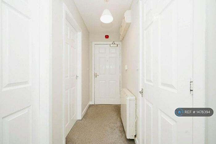 2 Bedroom Flat To Rent In Beechfield House, Swinton, M27