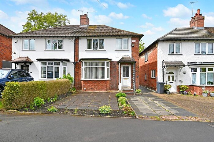 2 Bedroom Semi Detached House For Sale In Wentworth Park Avenue, Harborne, Birmingham, B17