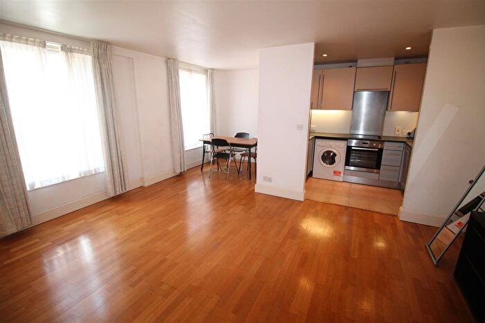 1 Bedroom Flat To Rent In Dryden Building, Commercial Road, London, E1
