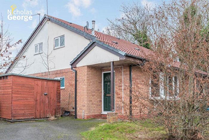1 Bedroom Flat To Rent In Michaelwood Close, Redditch, B97