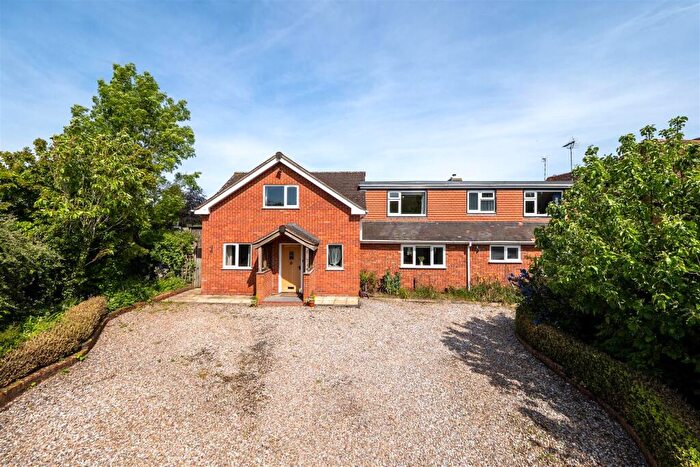 4 Bedroom Detached House For Sale In The Green, Snitterfield, Stratford-Upon-Avon, CV37