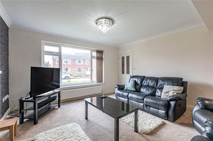 4 Bedroom Detached House For Sale In Spence Avenue, Byfleet, West Byfleet, Surrey, KT14