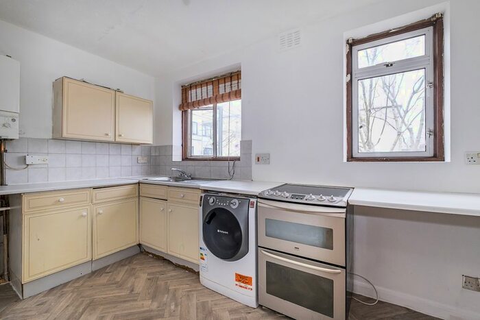 1 Bedroom Flat To Rent In Grenfell Road, Mitcham, CR4