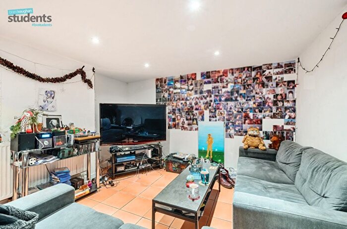 6 Bedroom Terraced House To Rent In Lewes Road, Brighton, BN2