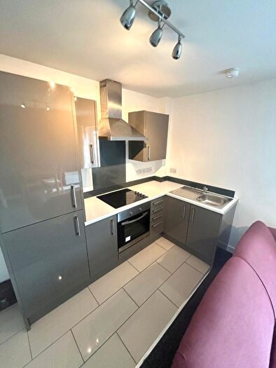 2 Bedroom Apartment To Rent In Richmond Road, Cardiff(City), CF24