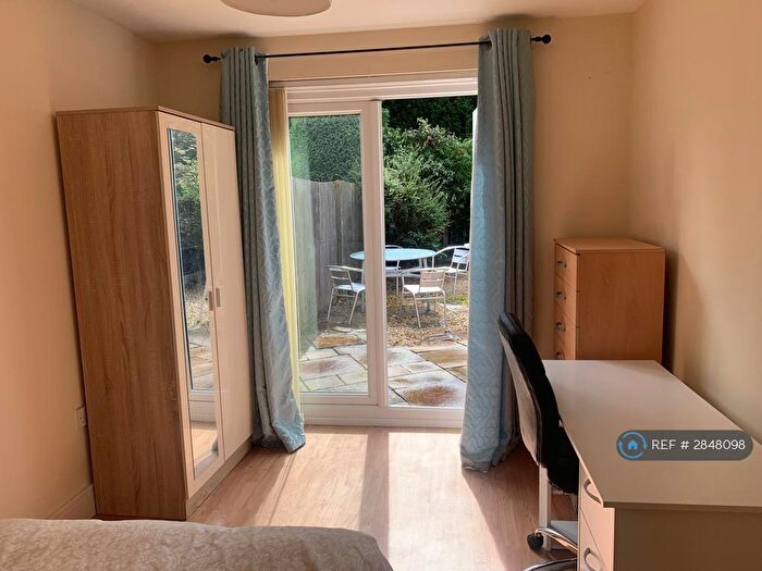 4 Bedroom Semi Detached House To Rent In Parkway, Derby, DE73