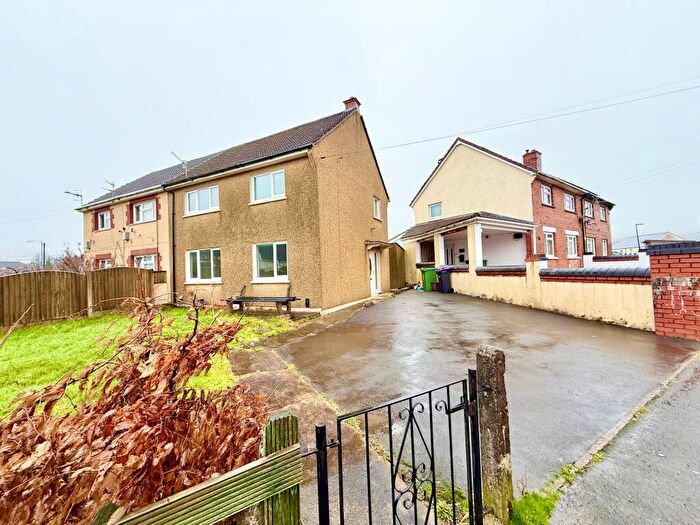 3 Bedroom Semi-Detached House To Rent In Mount Road, Trevethin, Pontypool, NP4