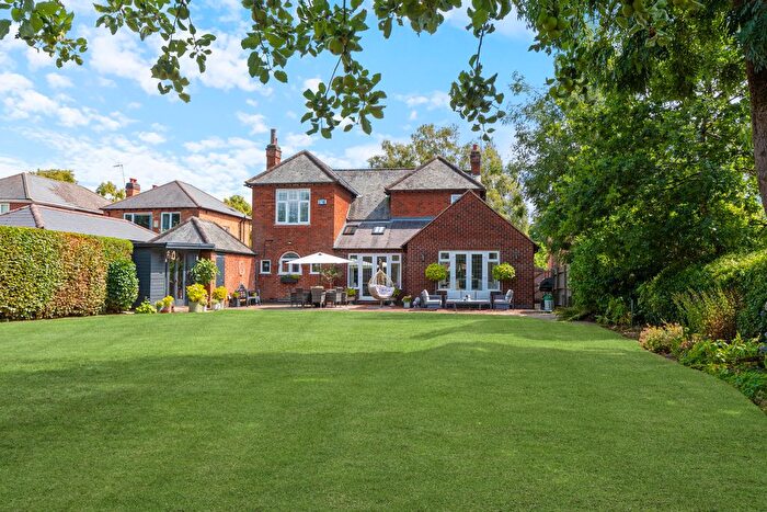 4 Bedroom Detached House For Sale In Stanley Road, Hillmorton, Warwickshire, CV21