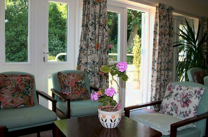 1 Bedroom Flat To Rent In Hunts Close, Burford, OX18