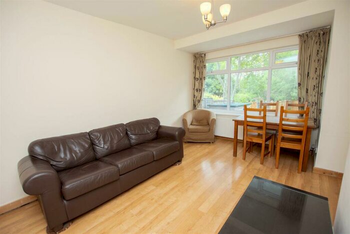 2 Bedroom House To Rent In Reservoir Road, Selly Oak, Birmingham, B29