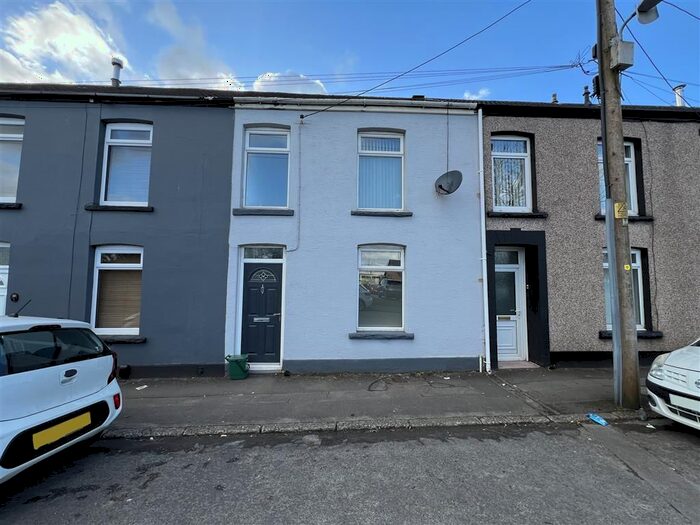 3 Bedroom Property To Rent In Cecil Road, Gorseinon, Swansea, SA4