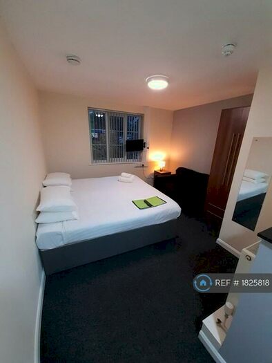 Studio To Rent In Liverpool Road, Newcastle Under Lyme, ST5