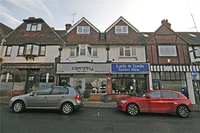 6 Bedroom Terraced House For Sale In West Byfleet, Surrey, KT14