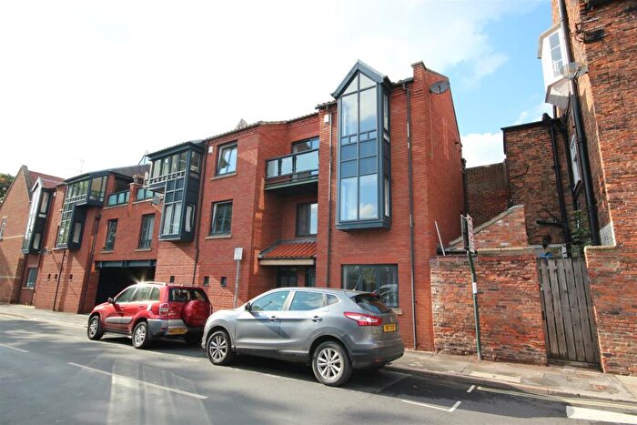 3 Bedroom House To Rent In Lord Roberts Road, Beverley, HU17