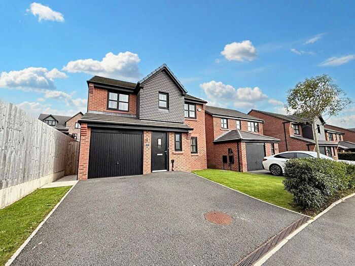 4 Bedroom Detached House For Sale In Arkwright Way, Swinton, M27