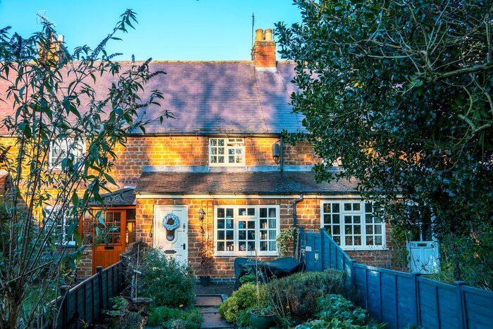 2 Bedroom Terraced House For Sale In Main Street, Pickwell, LE14