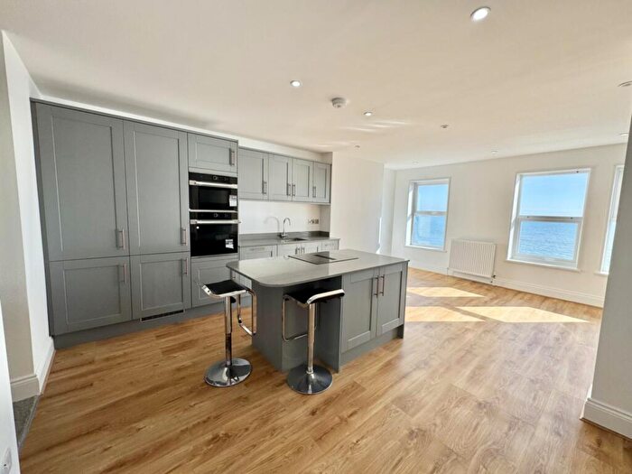 2 Bedroom Apartment To Rent In Marine Parade, Hythe, CT21