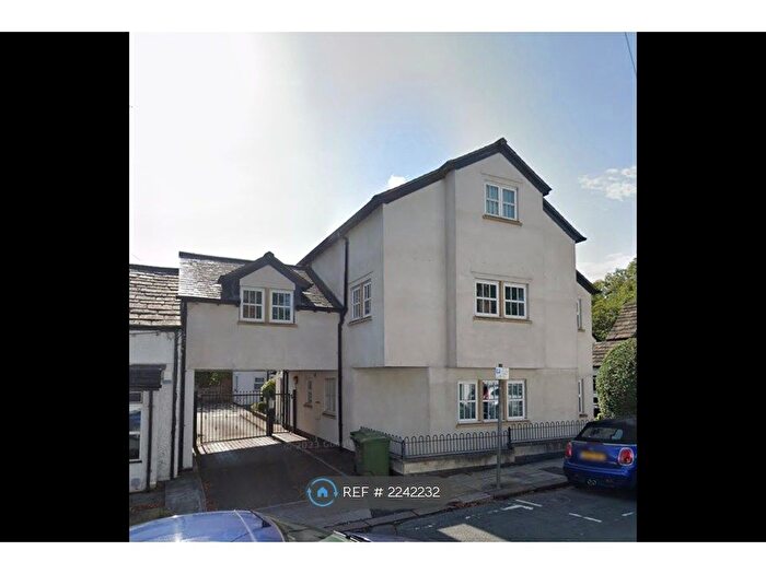 2 Bedroom Flat To Rent In Barton Road, Manchester, M28