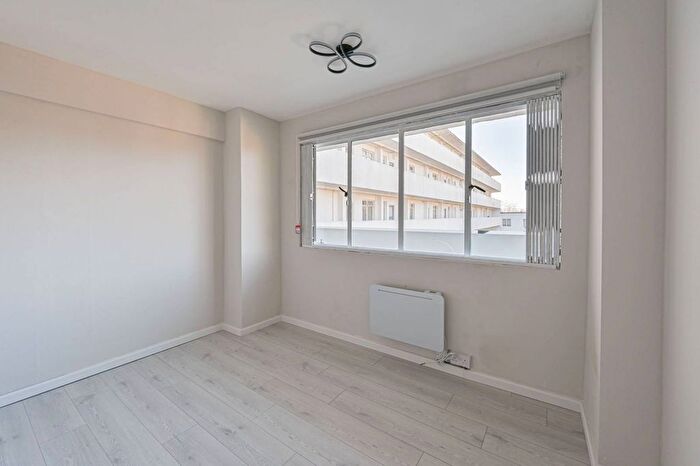 1 Bedroom Flat To Rent In Streatham Hill, Streatham Hill, London, SW2