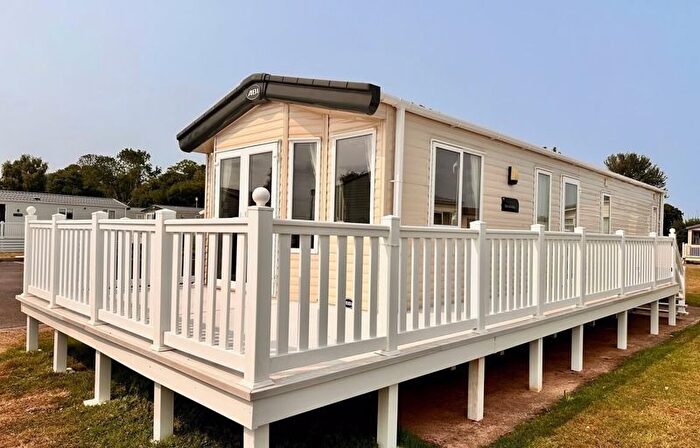 2 Bedroom Detached Bungalow For Sale In Blue Anchor, Minehead, TA24
