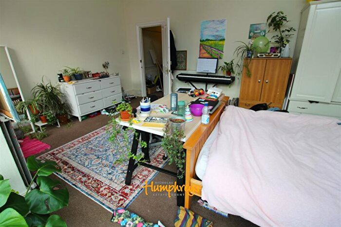 6 Bedroom House To Rent In Wilton Avenue, Southampton, SO15