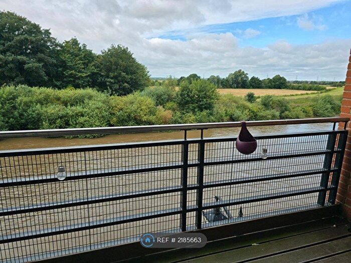 2 Bedroom Flat To Rent In Granary Wharf, Gainsborough, DN21