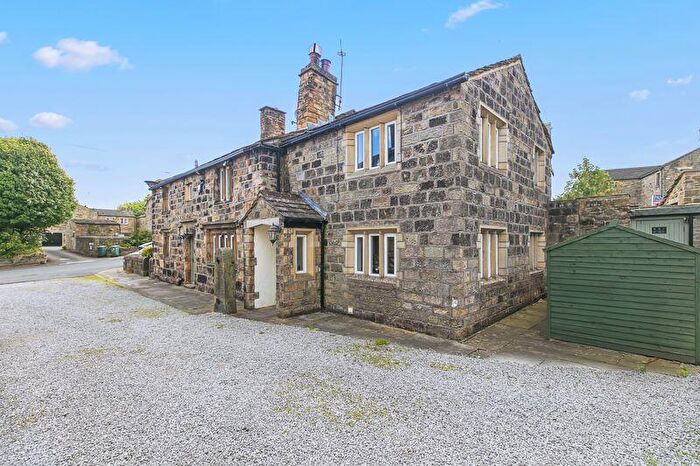 4 Bedroom Character Property For Sale In Station Road, Cullingworth, BD13