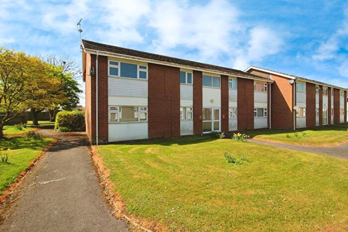 2 Bedroom Flat To Rent In Wrenswood, Swindon, SN3